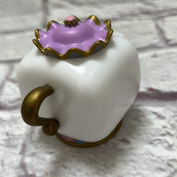 Funko Pop Mrs. Potts vinyl figure - Picture 3 of 5